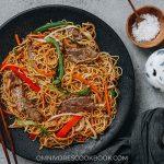 Chinese Beef Chow Mein (牛肉炒面)