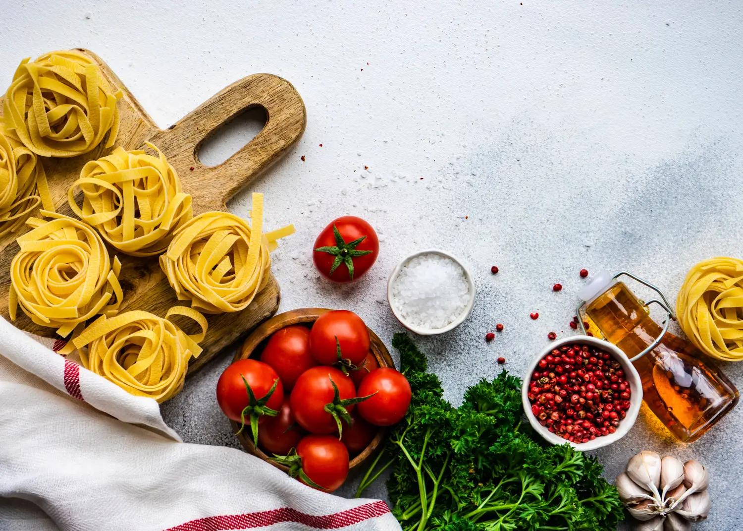 Fettuccine vs Linguine: Choosing Your Perfect Pasta