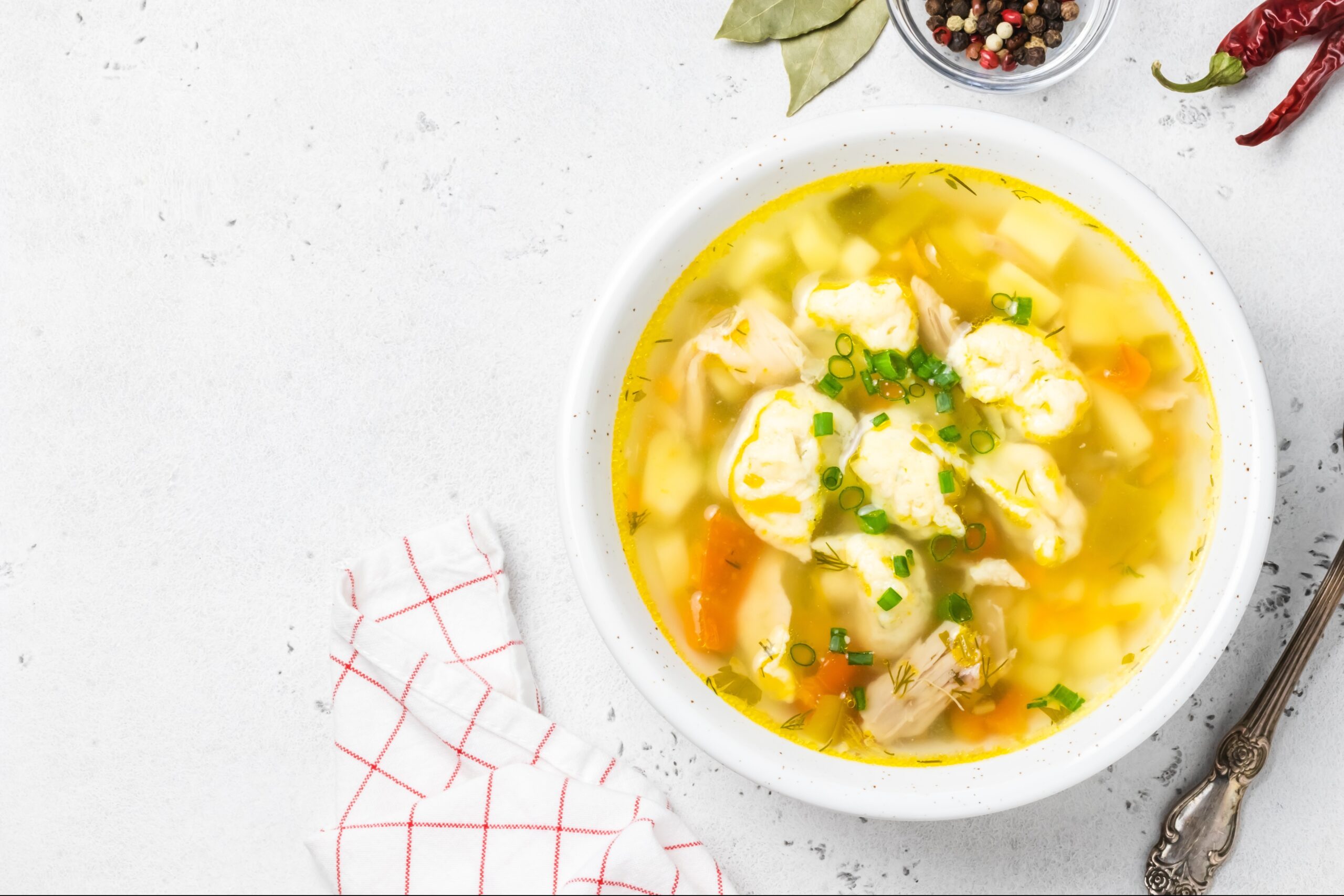 how long to cook chicken noodle soup crockpot