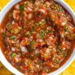 Quick and Easy Salsa with Chips