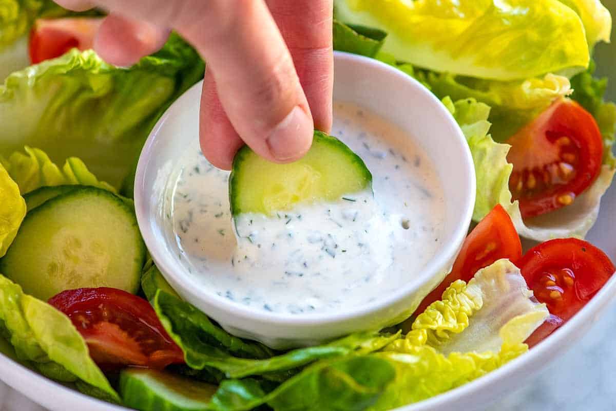 Easy Homemade Ranch Dressing Recipe