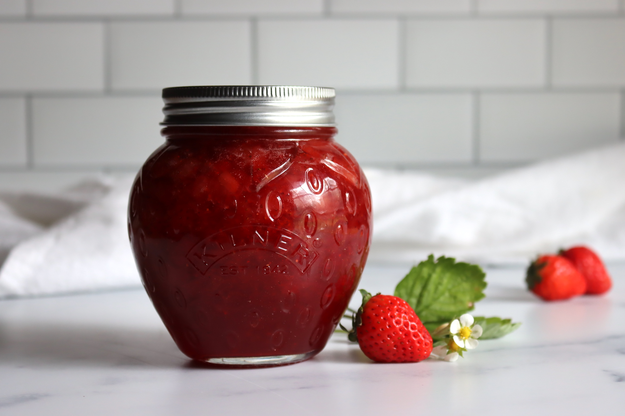 Old Fashioned Strawberry Jam (No Added Pectin)